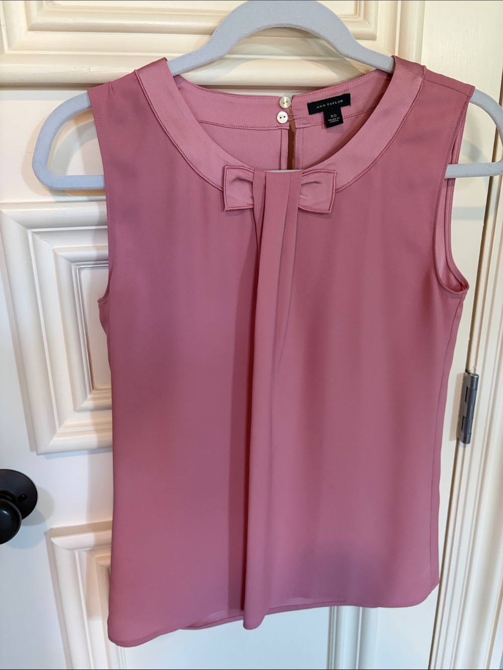 Ann Taylor Dusty Rose Sleeveless Bow-Front Camisole